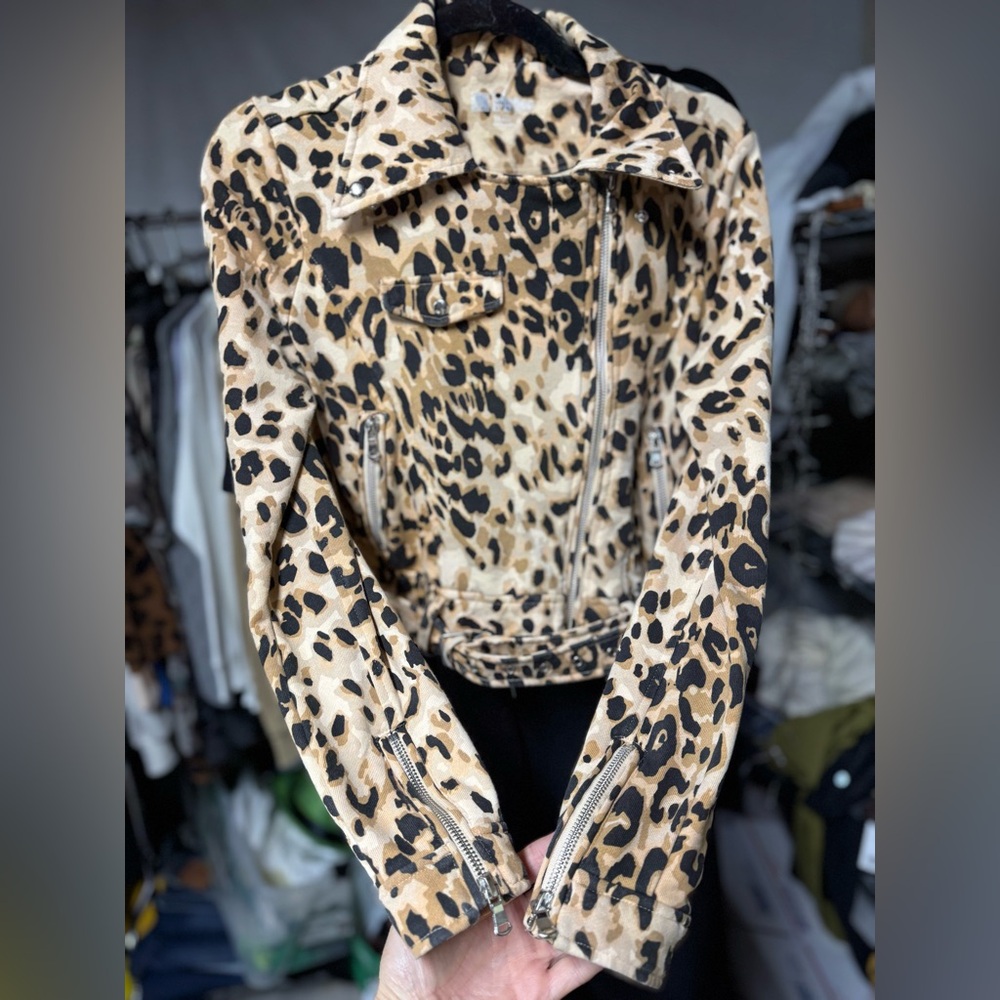 LuLaRoe Brown and Black cropped leopard Jacket   biker Style